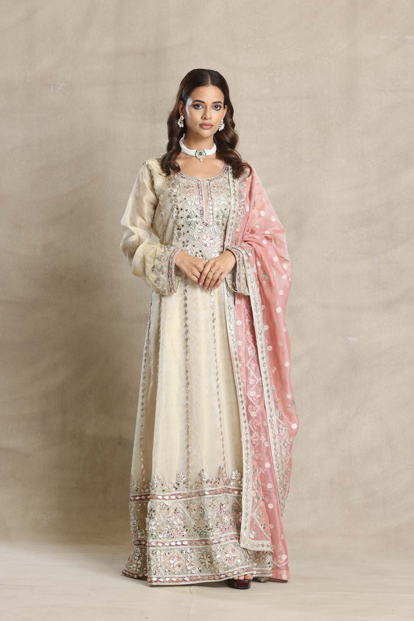Leela Suit Set
