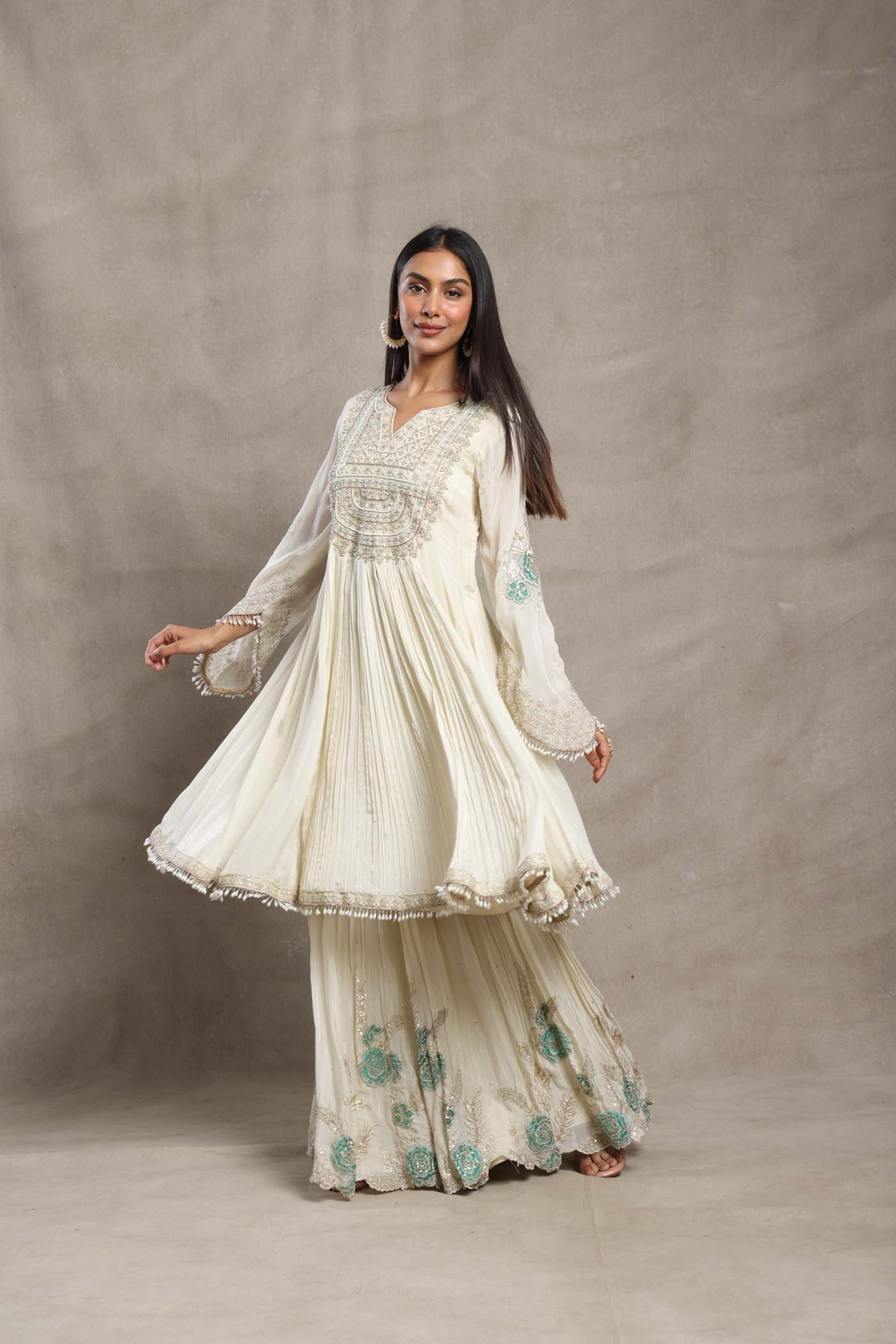 Nior Garara Suit Set