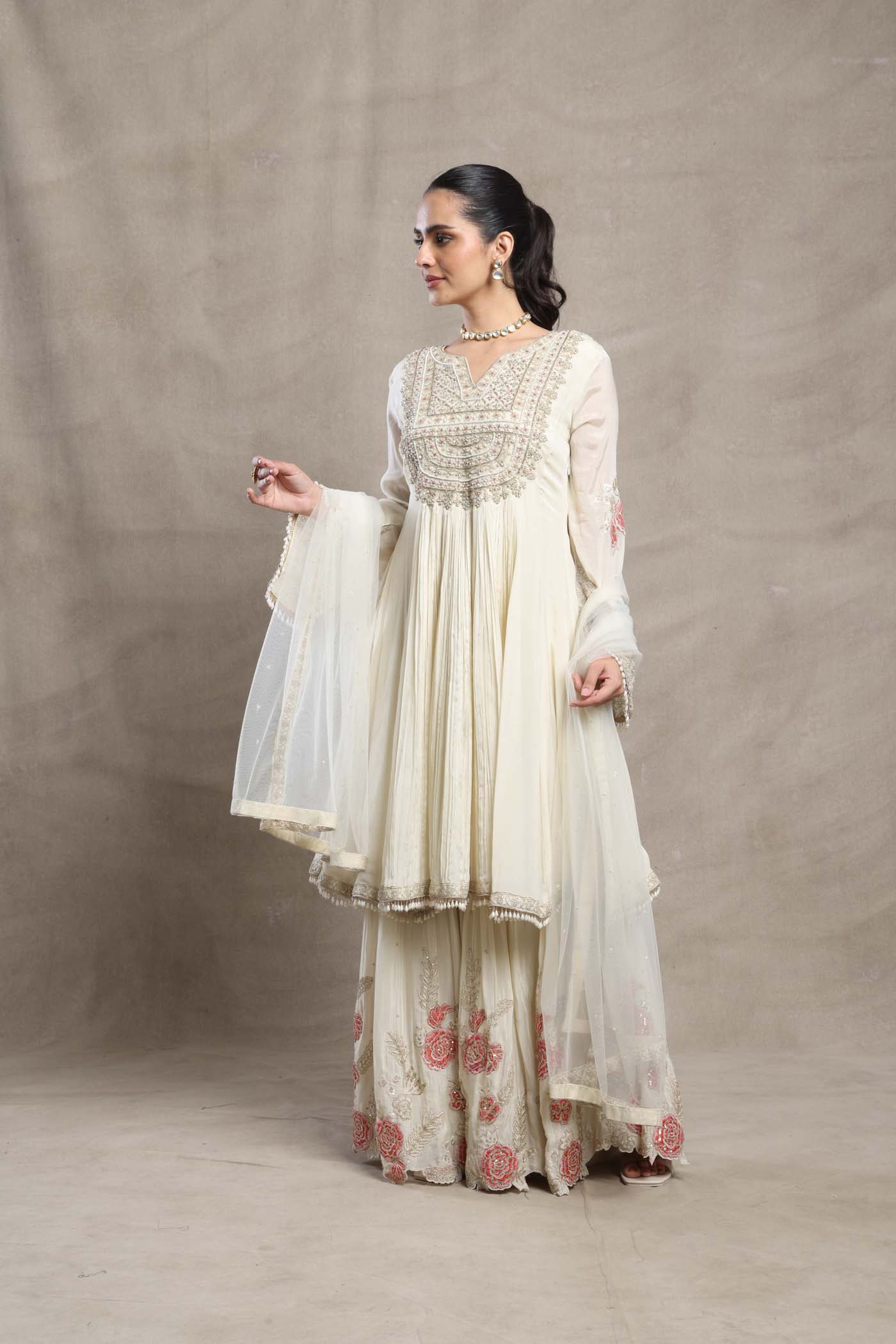 Nior Garara Suit Set