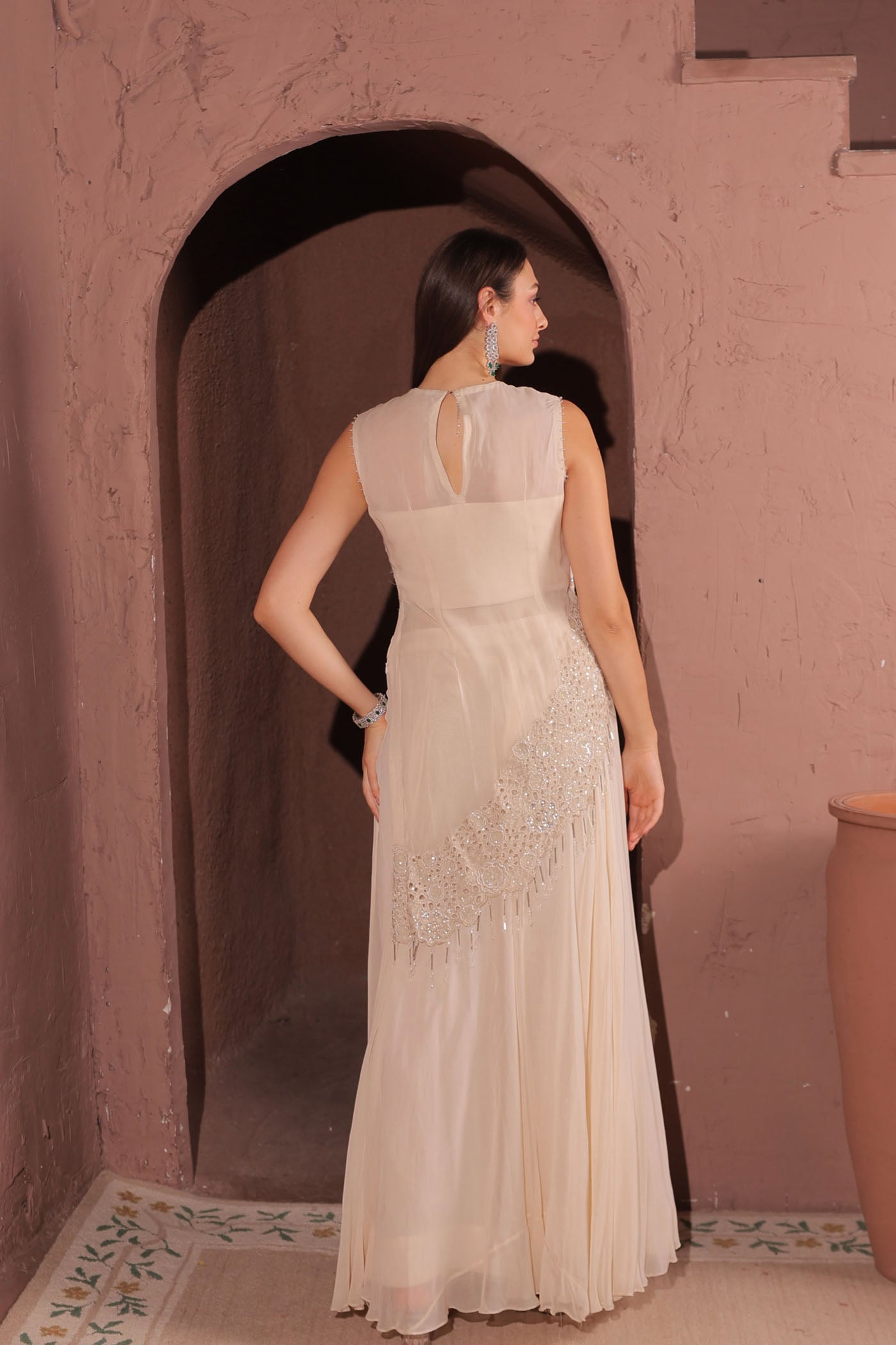 Sharnamli Mehra In Majesty asymetric top with flared pants and dupatta