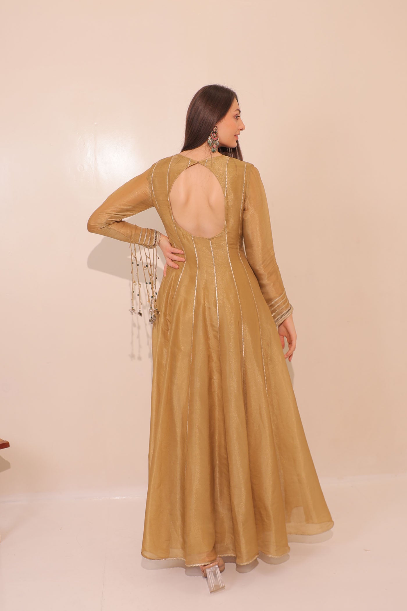 Sharnamli Mehra In Suhani Lustre Anarkalii