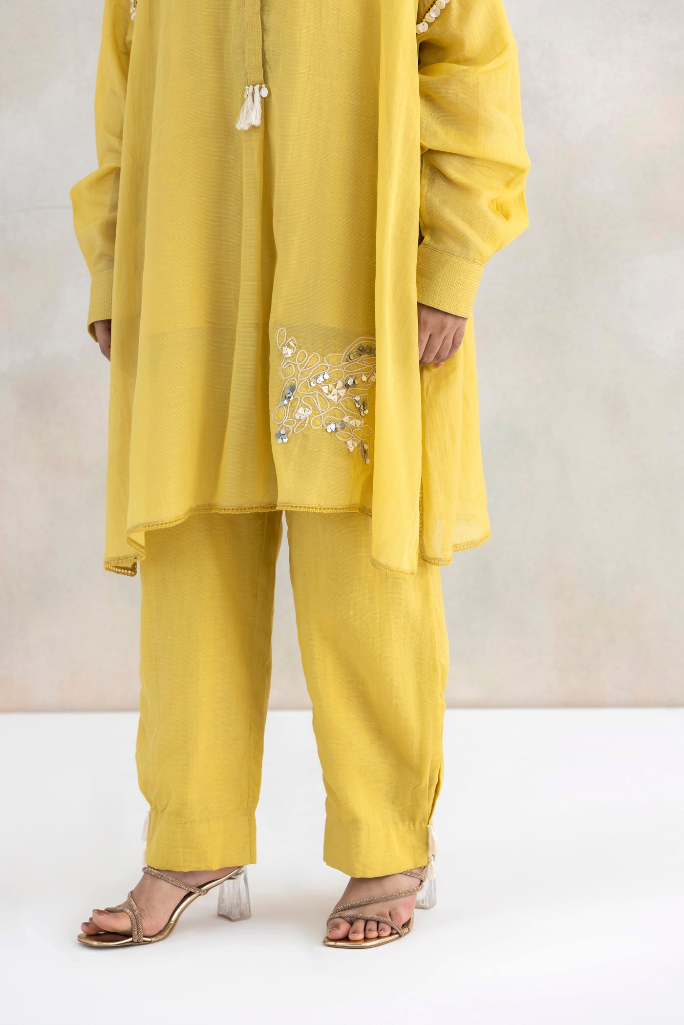 Dori Linen Kurta Set