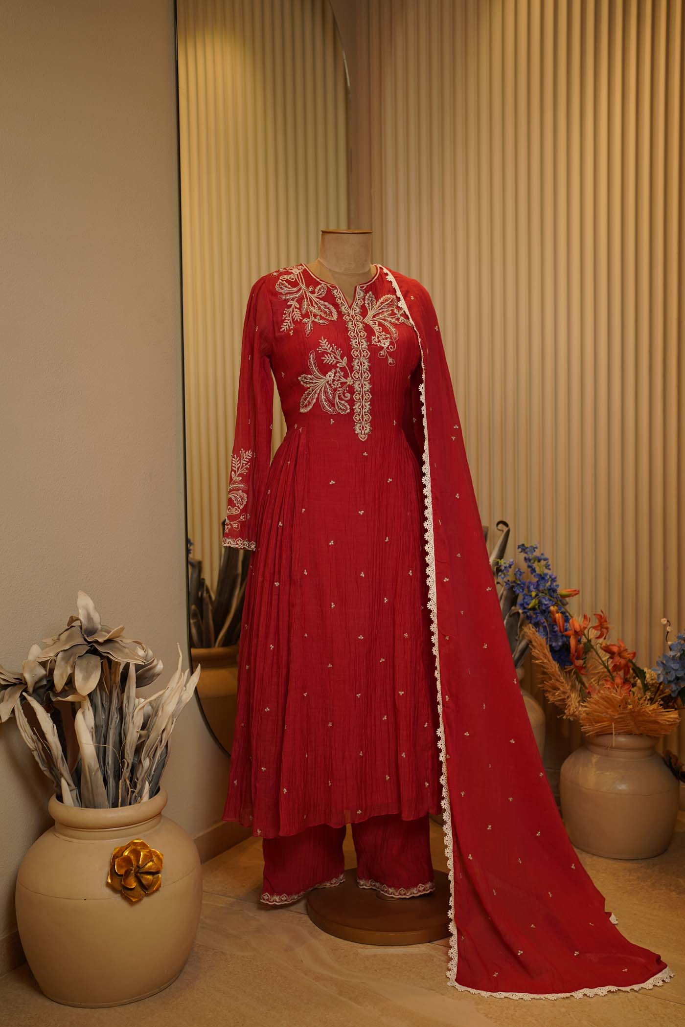 Ishya Suit Set