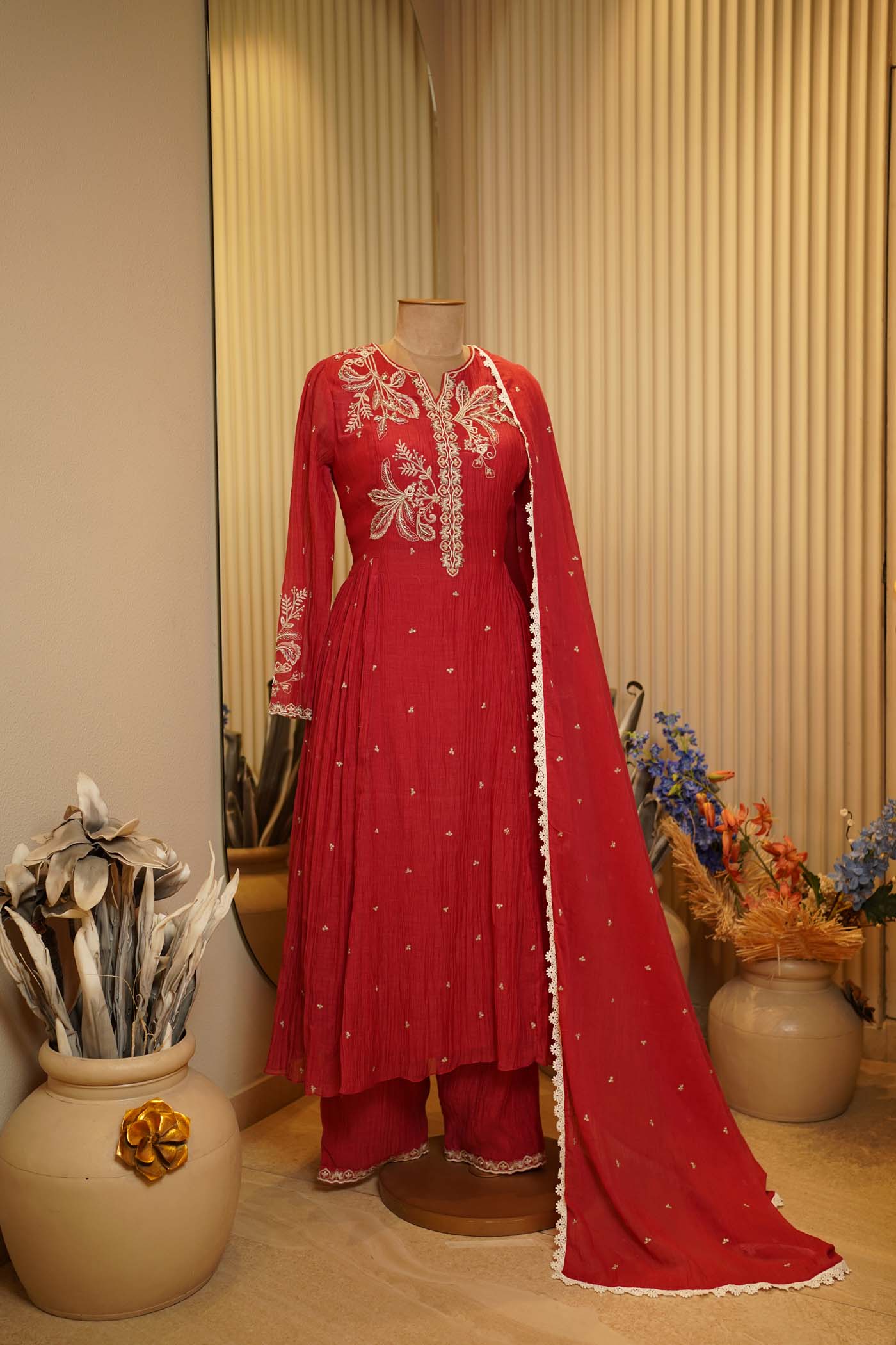 Ishya Suit Set