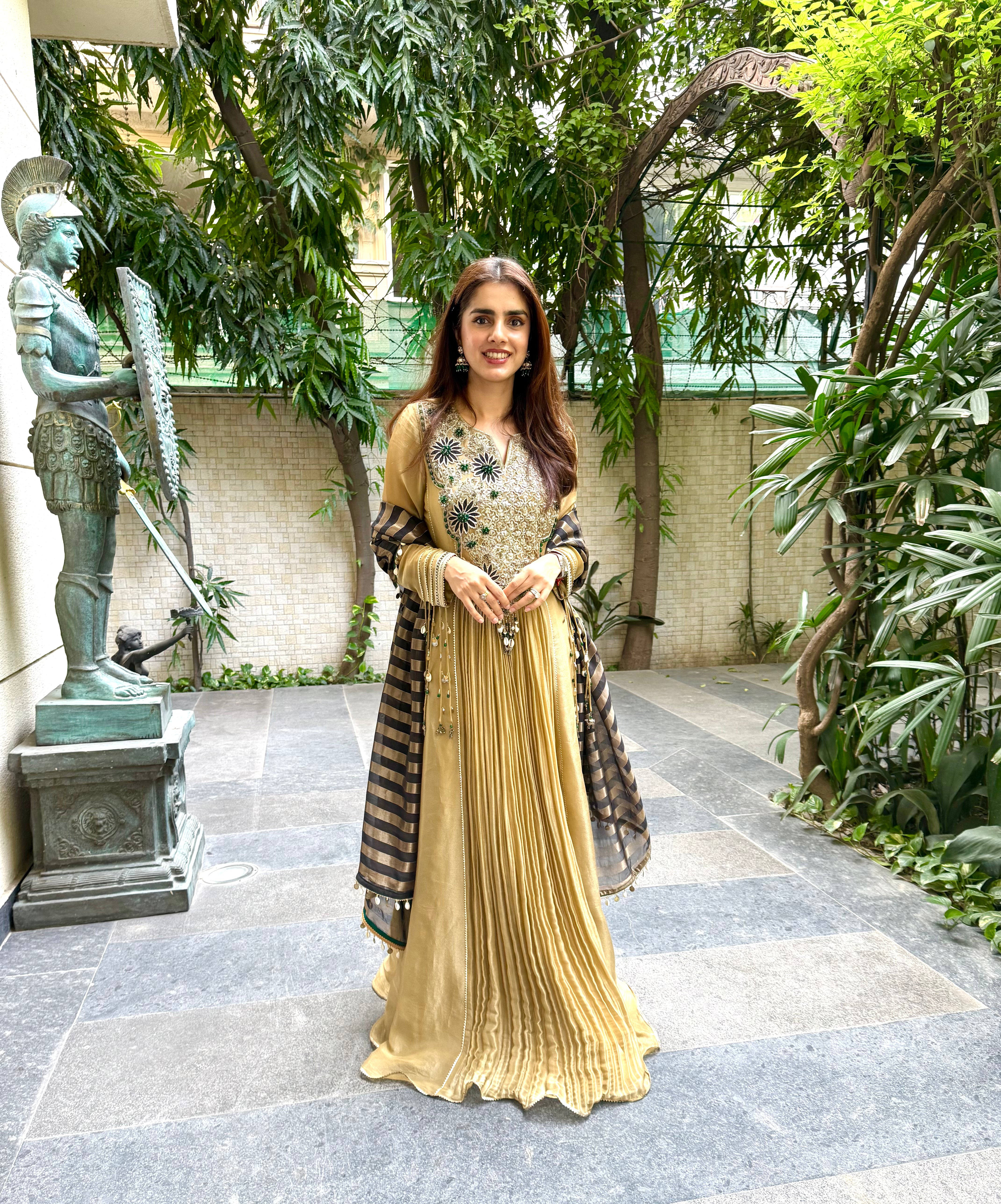 Sharnamli Mehra In Suhani Lustre Anarkali