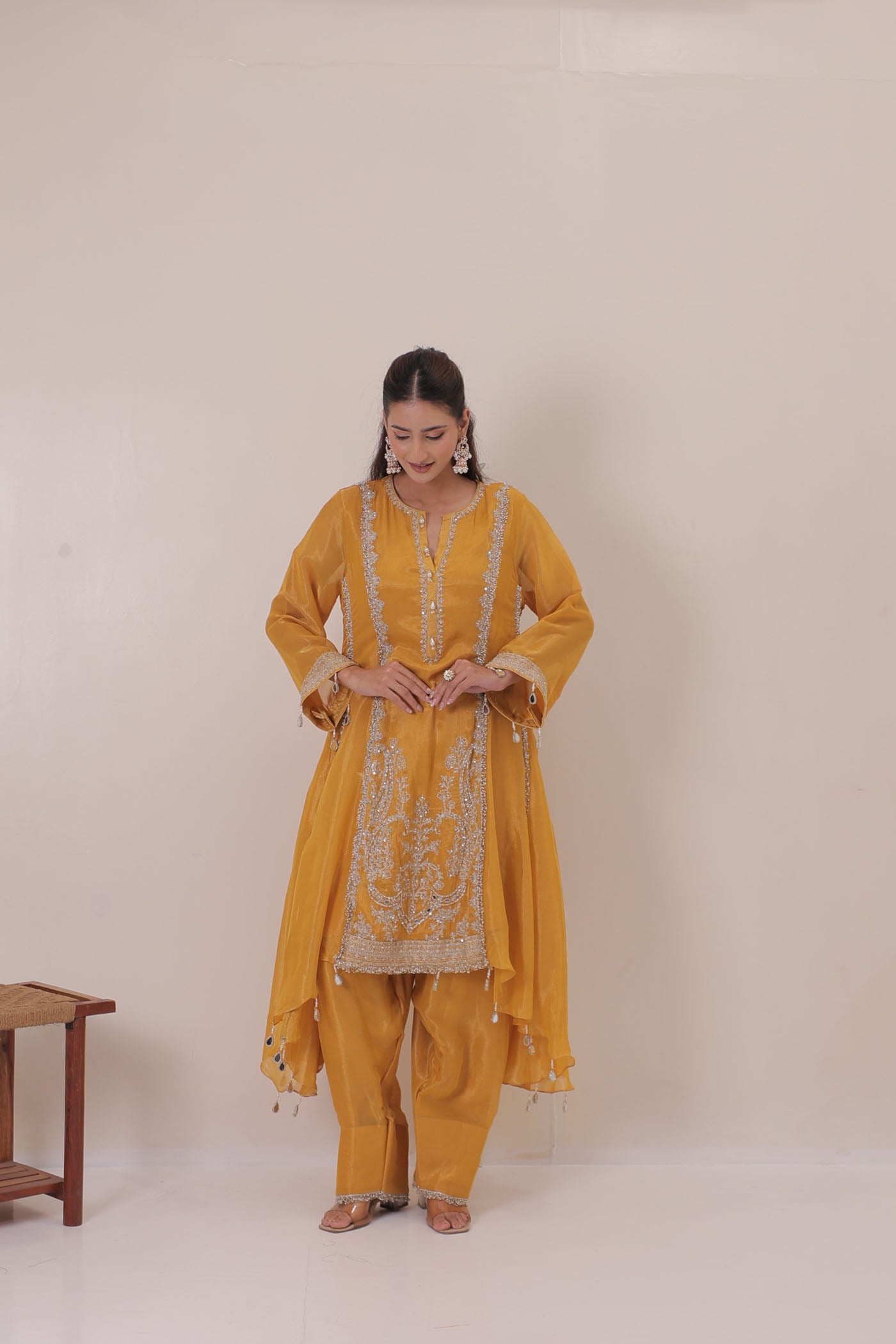 Inaaya Farsan Salwar Suit Set With Dupatta