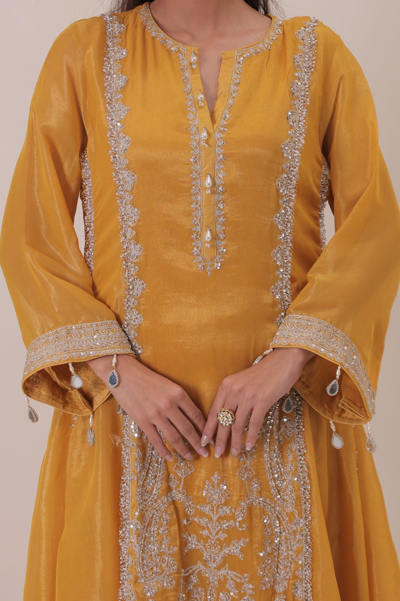 Inaaya Farsan Salwar Suit Set With Dupatta