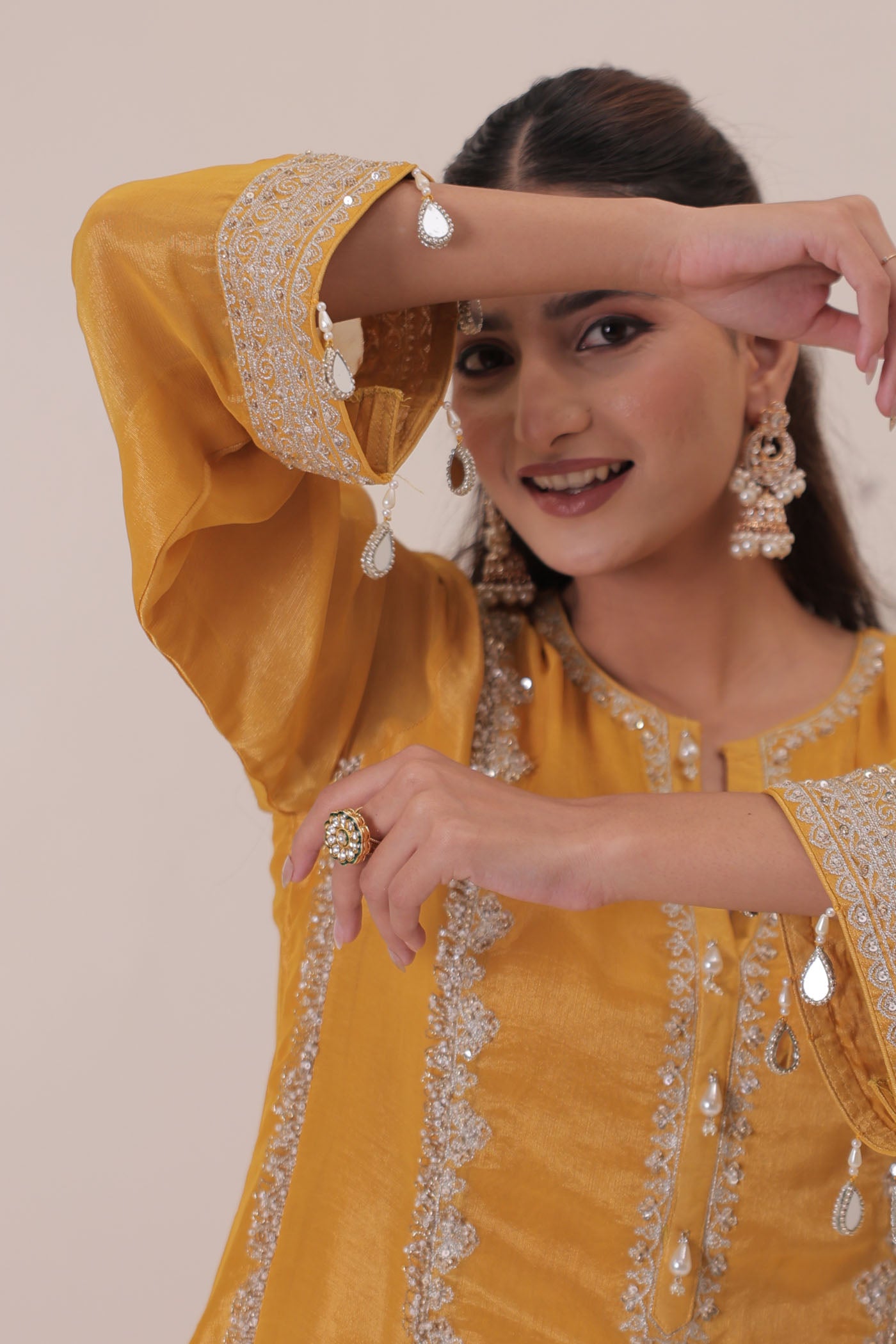 Inaaya Farsan Salwar Suit Set With Dupatta