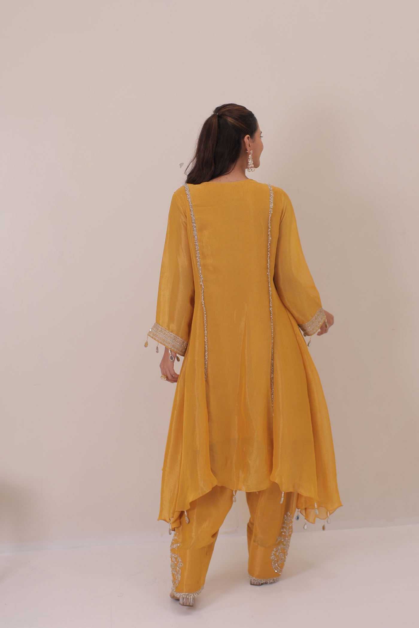 Inaaya Farsan Salwar Suit Set With Dupatta