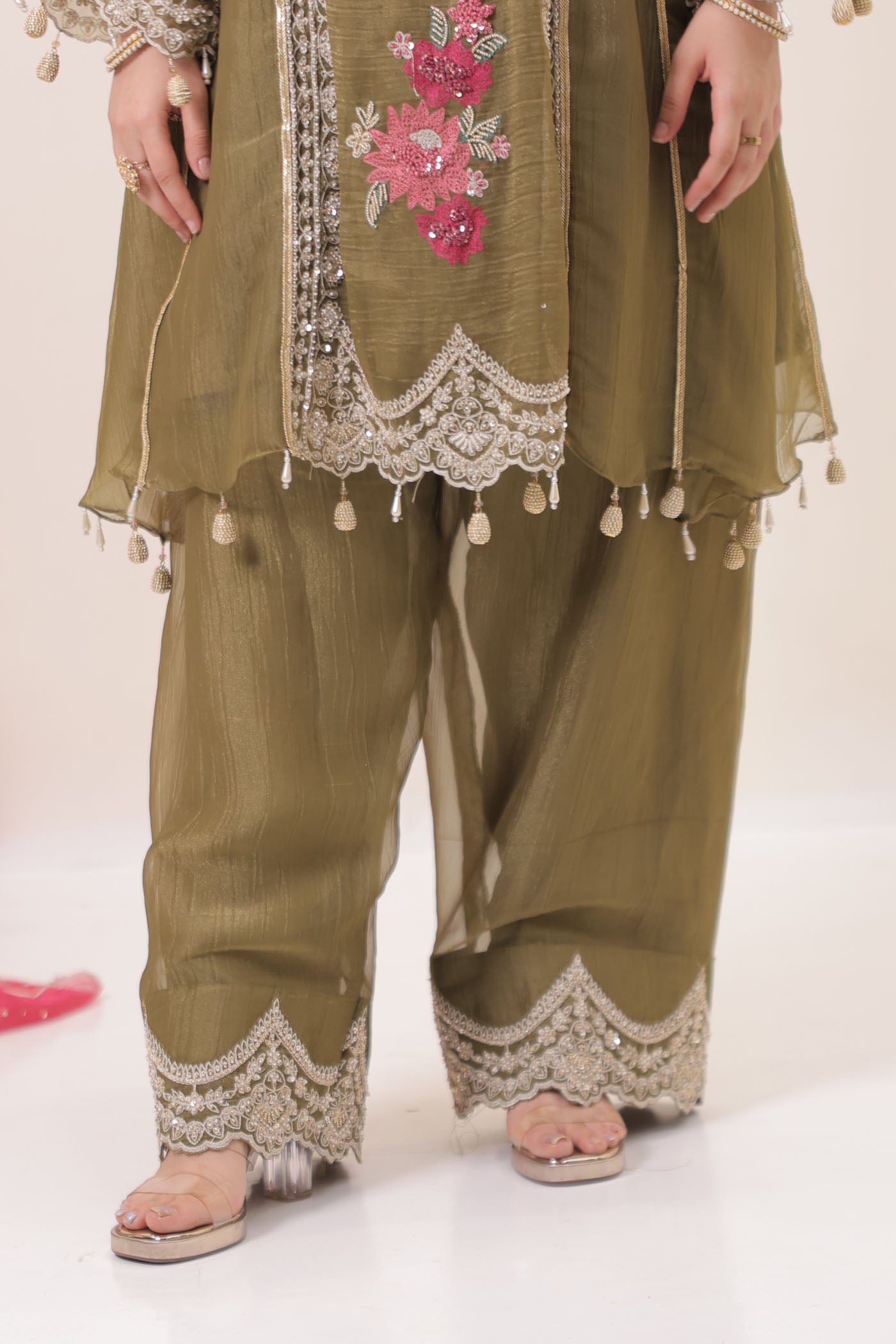 Amara Farsan Salwar Suit Set With Dupatta