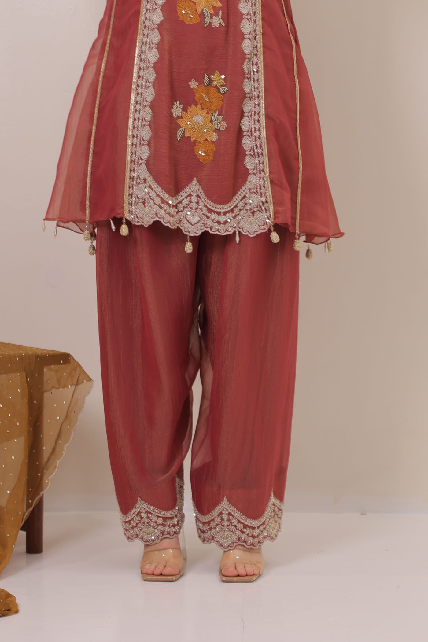 Amara Farsan Salwar Suit Set With Dupatta