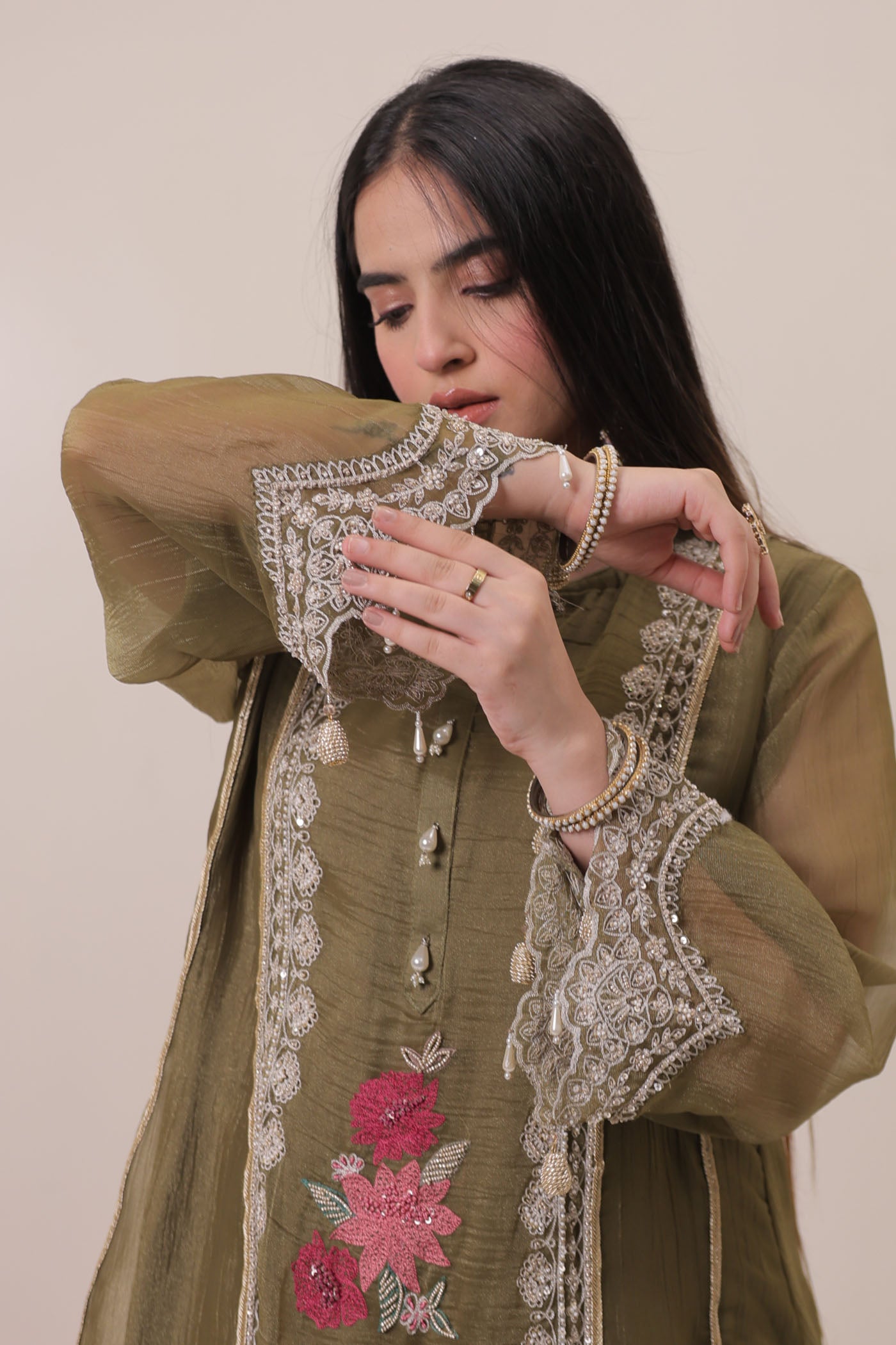 Amara Farsan Salwar Suit Set With Dupatta