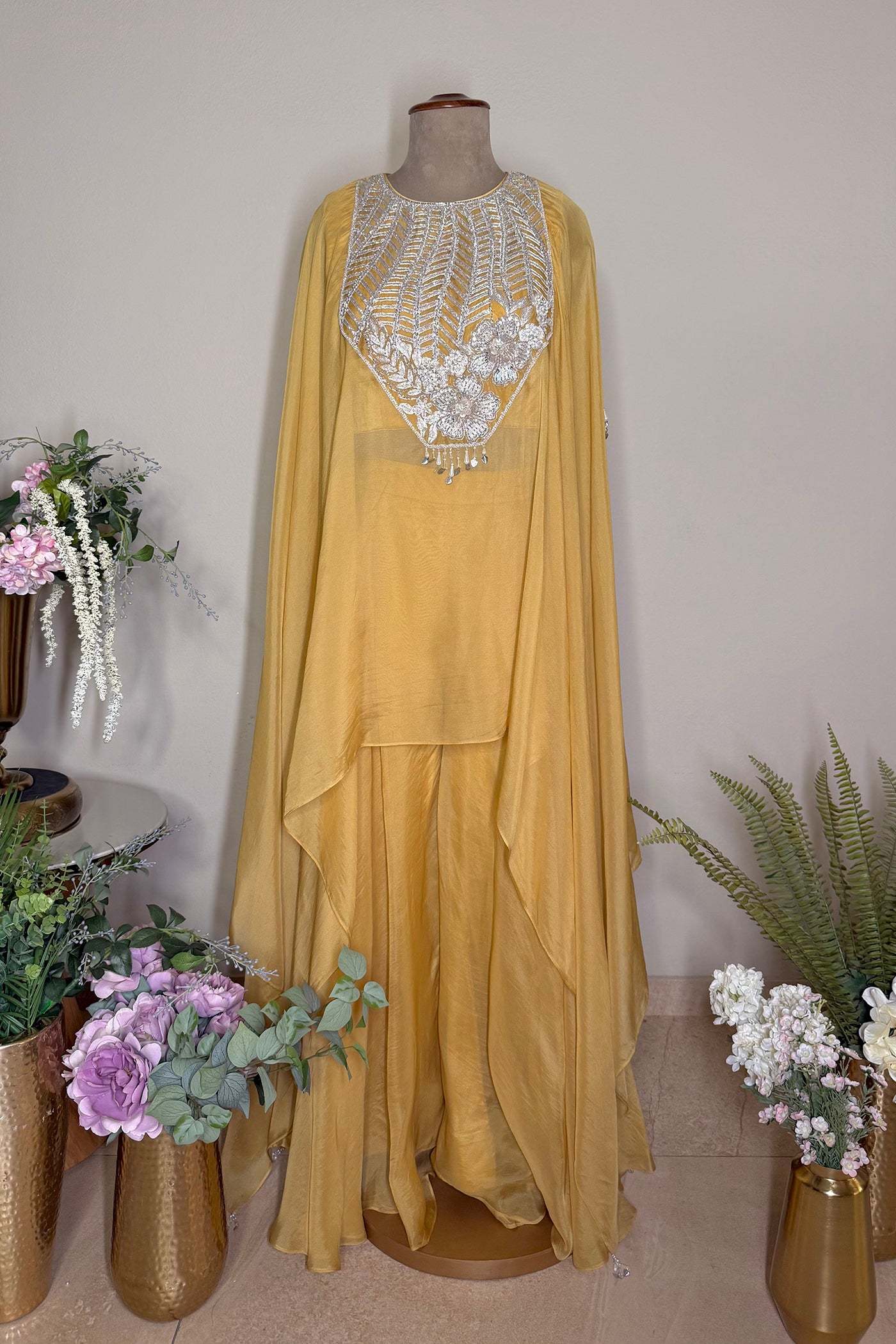 Ruhani Kaftaan Cape with Palazzo