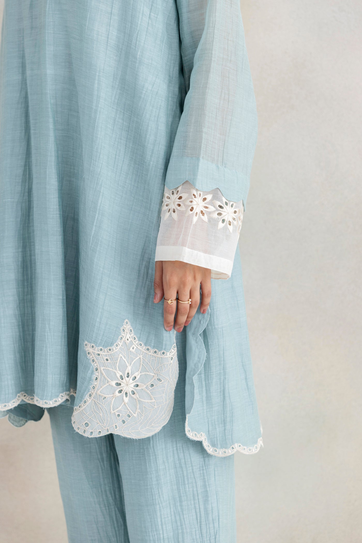 Zari Cutwork Kurta Set