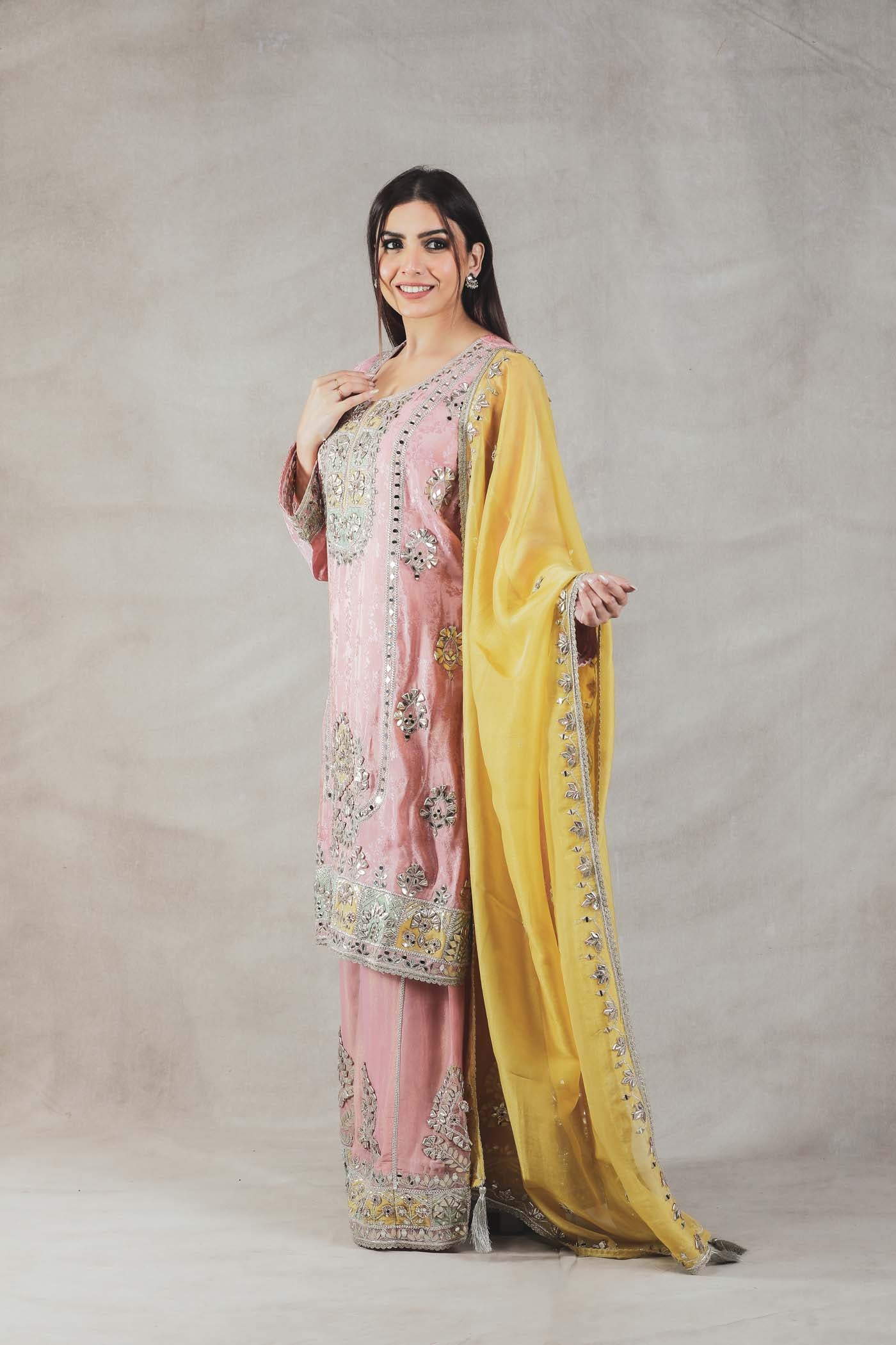 Noor Suit Set