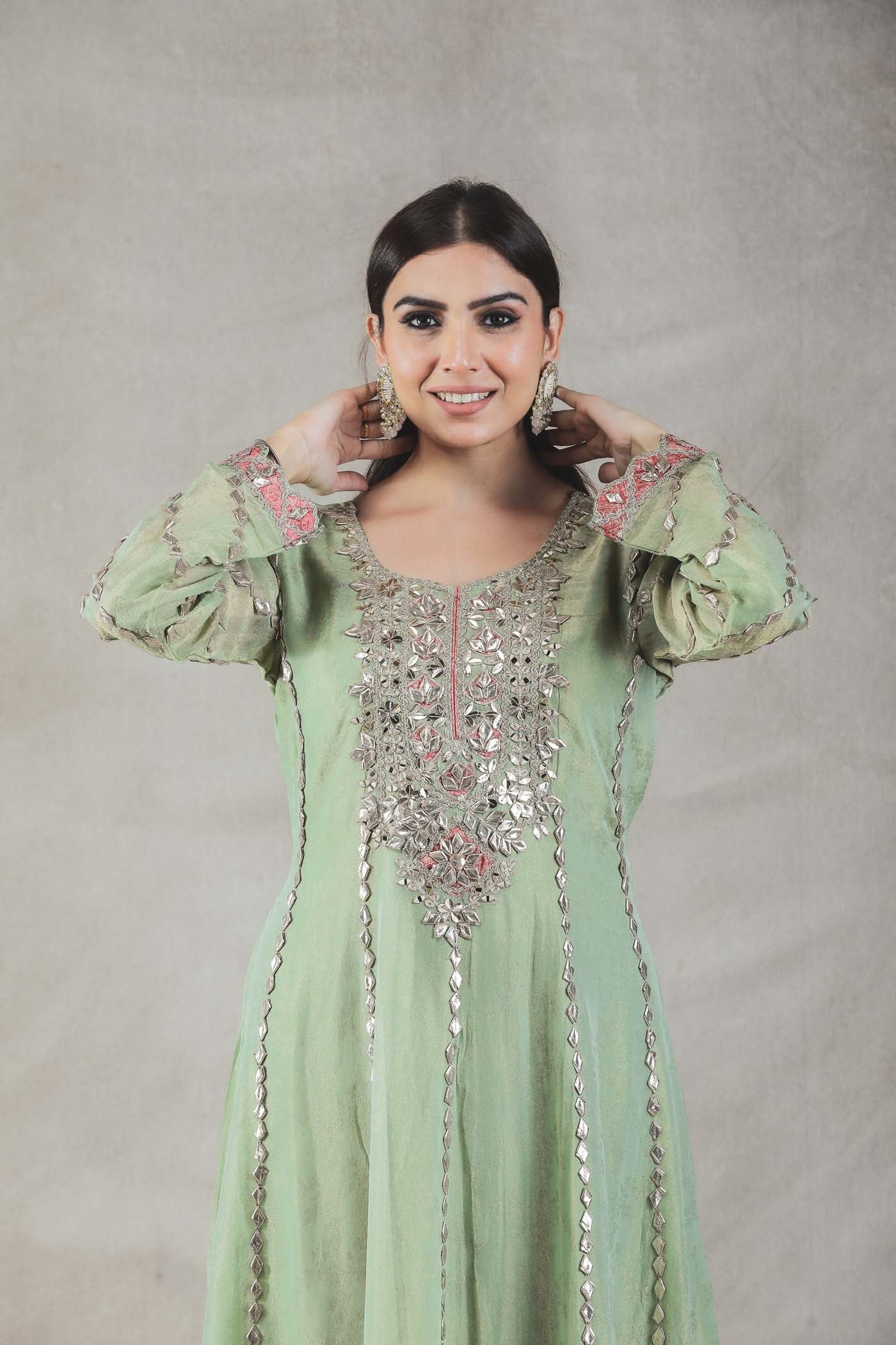 Zariyaa Suit Set