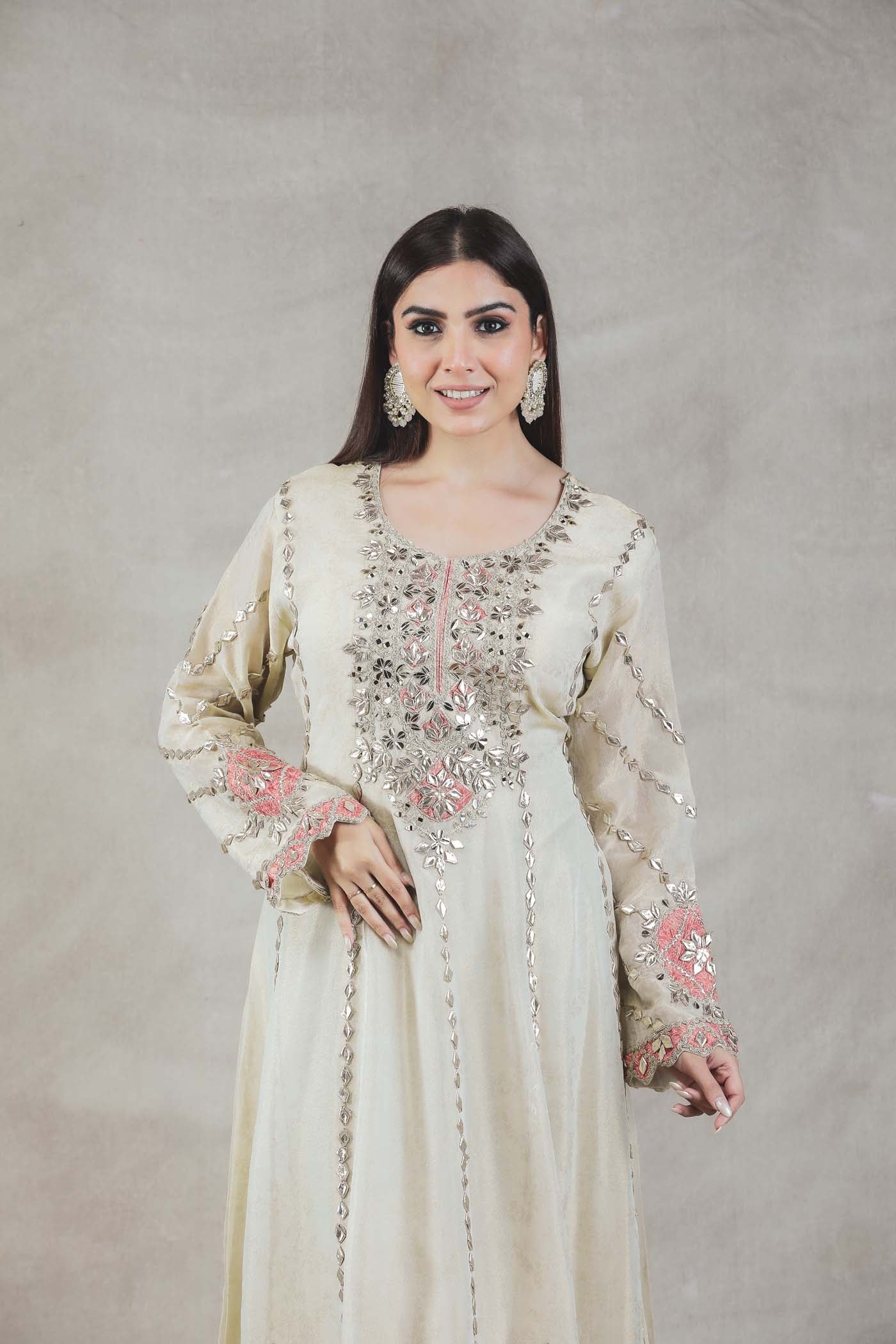 Zariyaa Suit Set