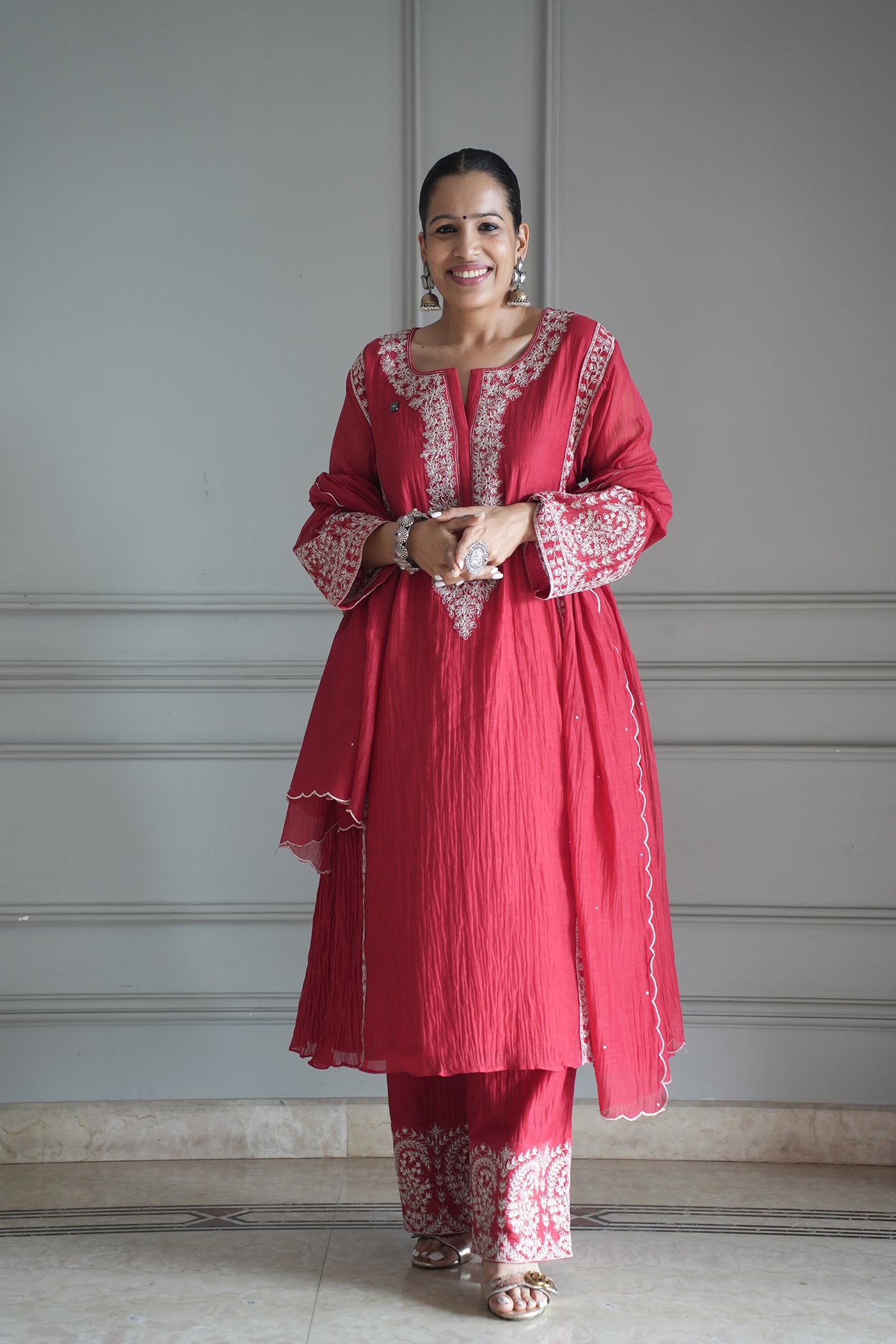 Nisha In Roli Silver Suit Set