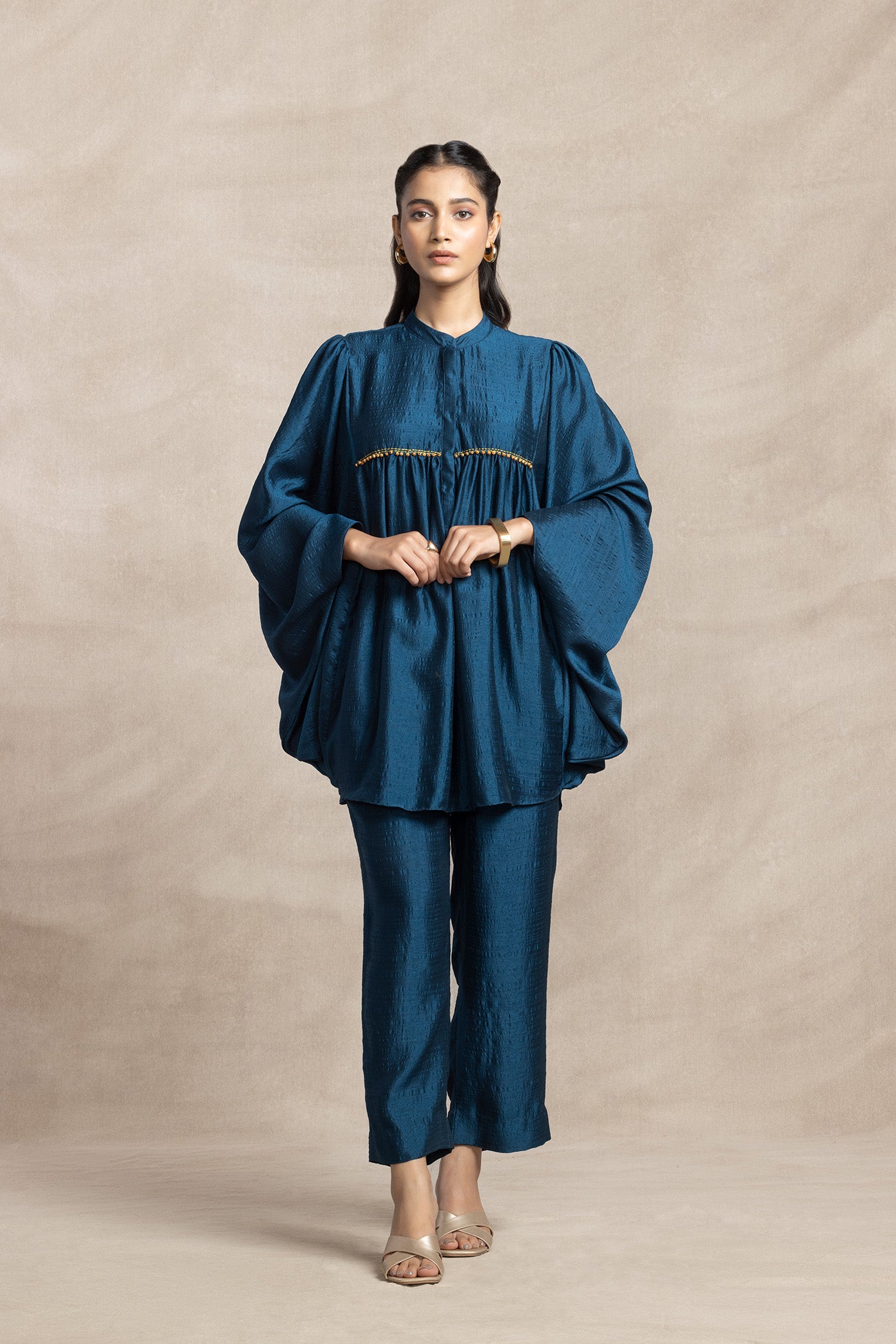 Hoshi Kaftan Set