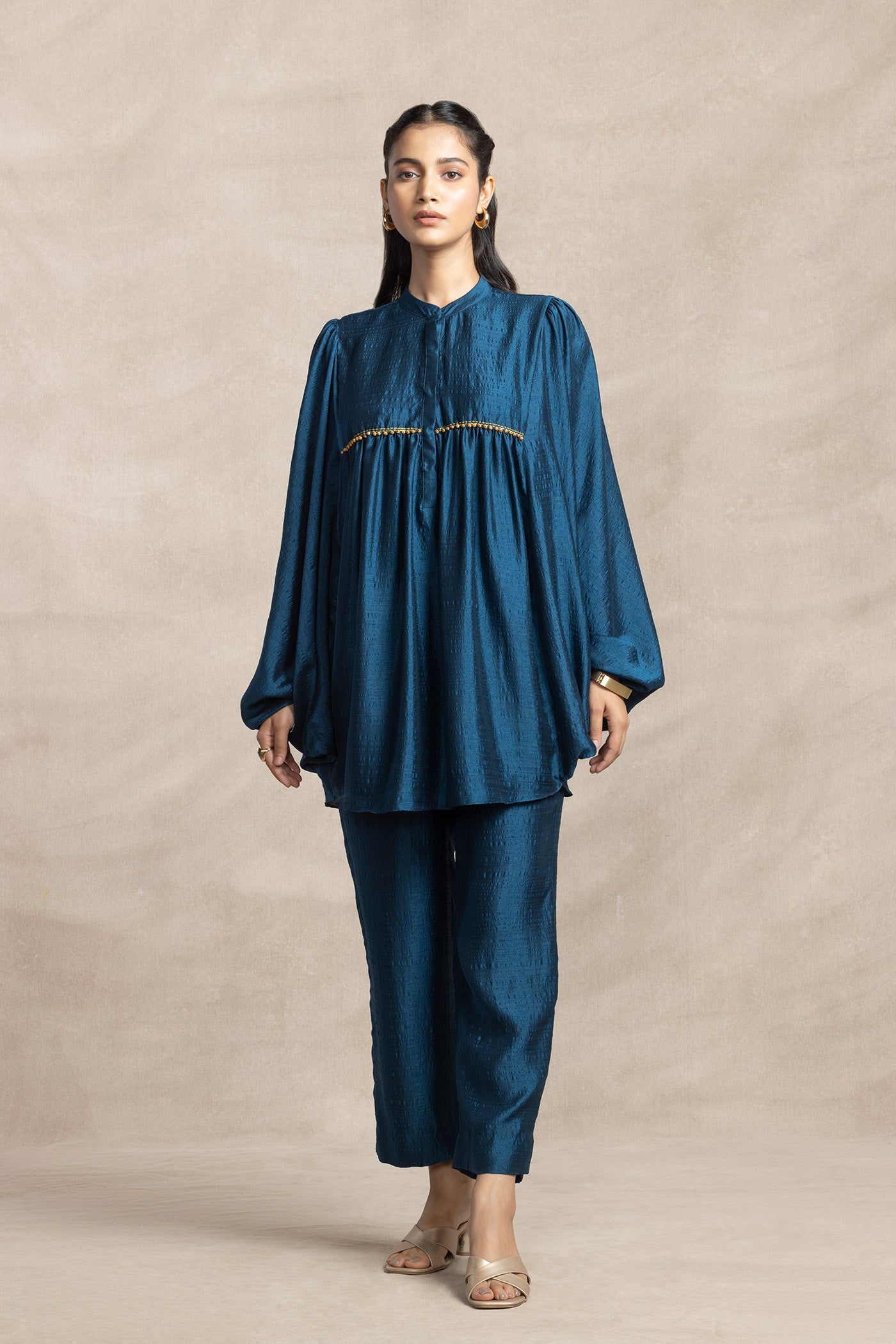 Hoshi Kaftan Set