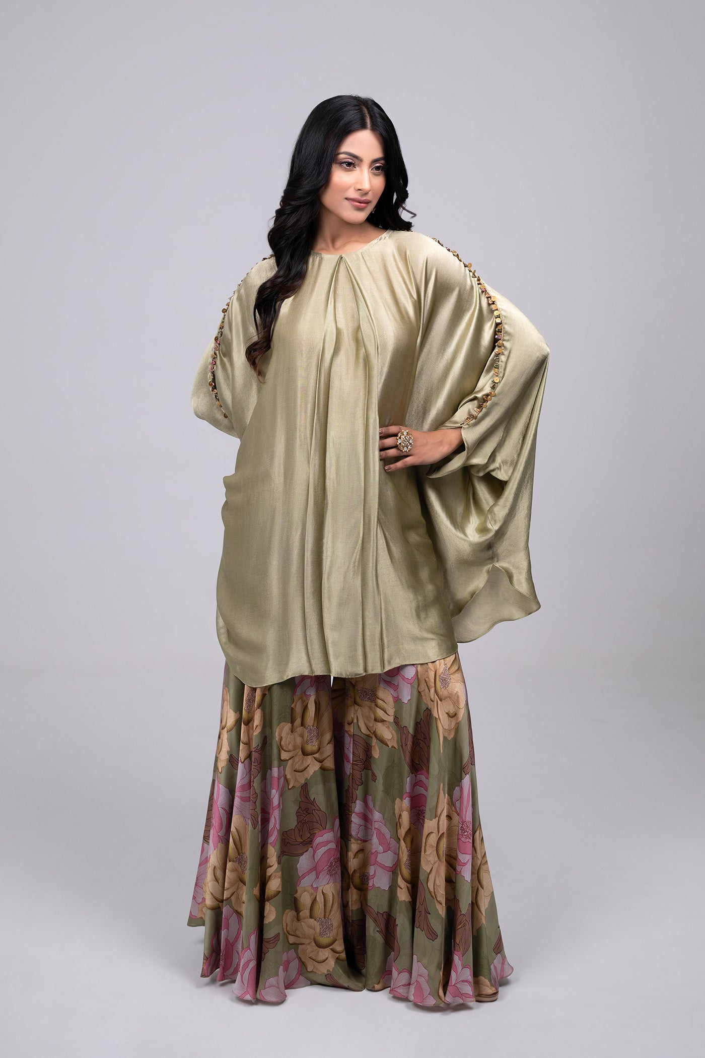 Lark Loose Kaftan And Palazzo Set With Neck Piece